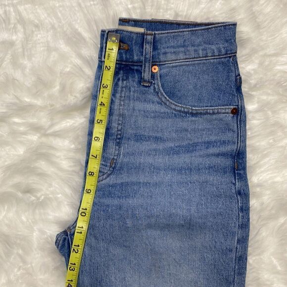 Madewell Distressed PVJ Straight jean in size 25 in Reinhart Wash - Picture 12 of 16